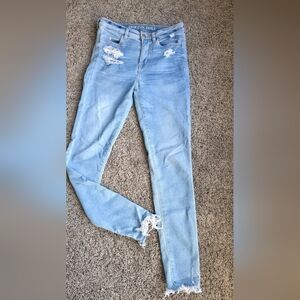 American Eagle Distressed Women Jeans, Hight Waisted, Skinny And Sexy. Casual